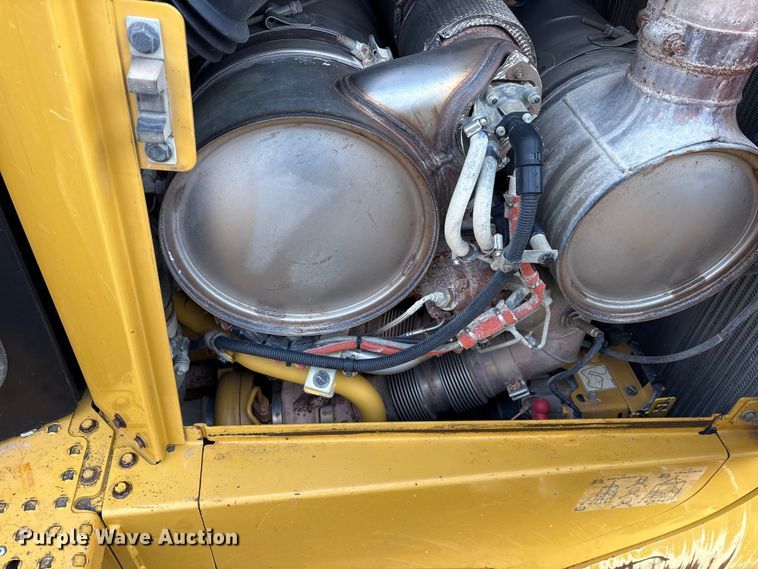 image for item ET7400 2018 Caterpillar D6T XW dozer