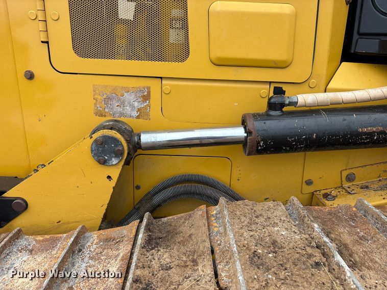 image for item ET7402 2016 Caterpillar D6K2 LGP dozer