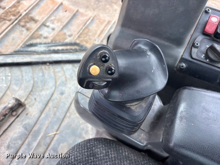 image for item ET7402 2016 Caterpillar D6K2 LGP dozer