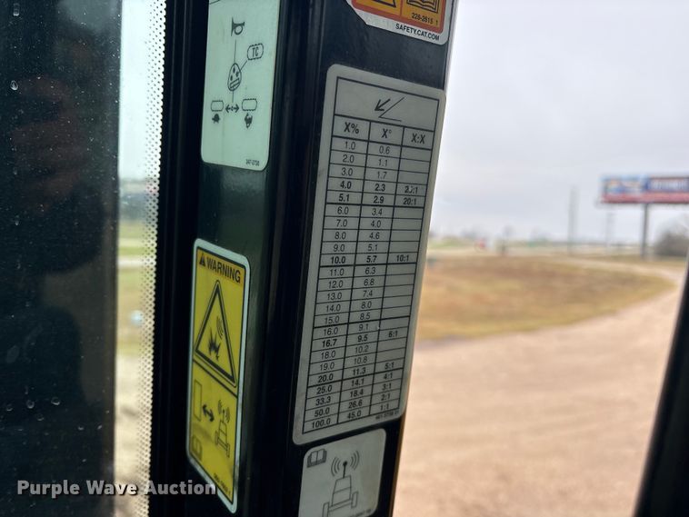 image for item ET7402 2016 Caterpillar D6K2 LGP dozer