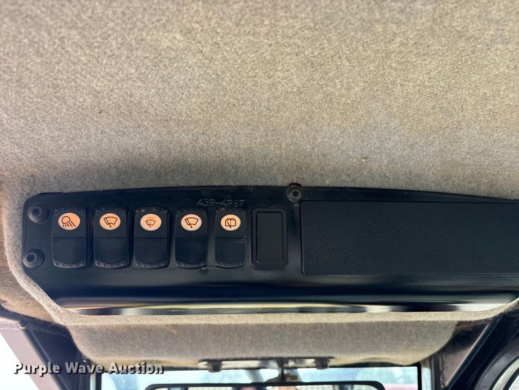 image for item ET7402 2016 Caterpillar D6K2 LGP dozer