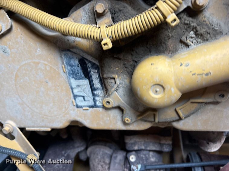 image for item ET7402 2016 Caterpillar D6K2 LGP dozer