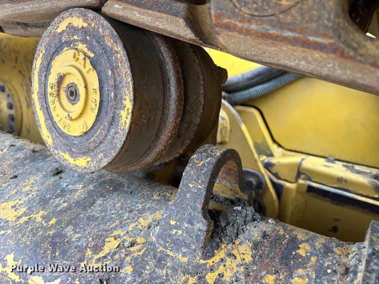 image for item ET7402 2016 Caterpillar D6K2 LGP dozer