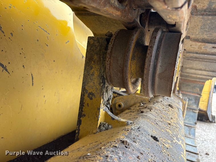image for item ET7402 2016 Caterpillar D6K2 LGP dozer