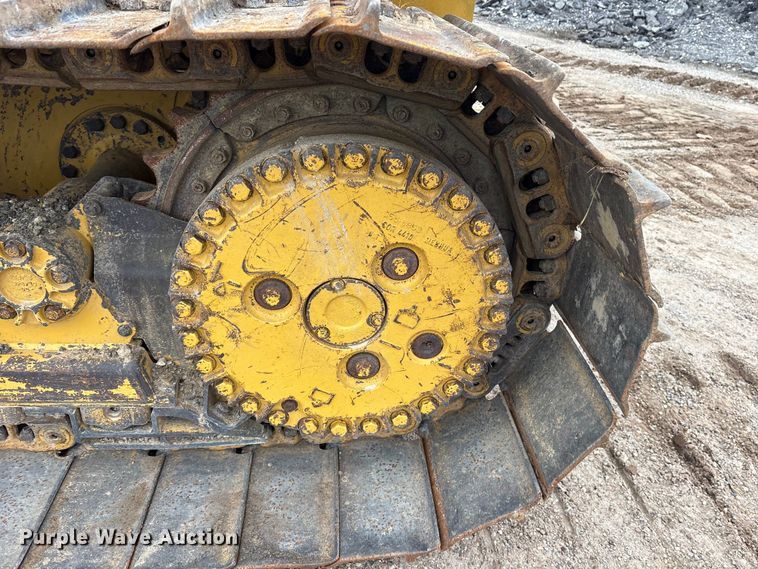 image for item ET7402 2016 Caterpillar D6K2 LGP dozer