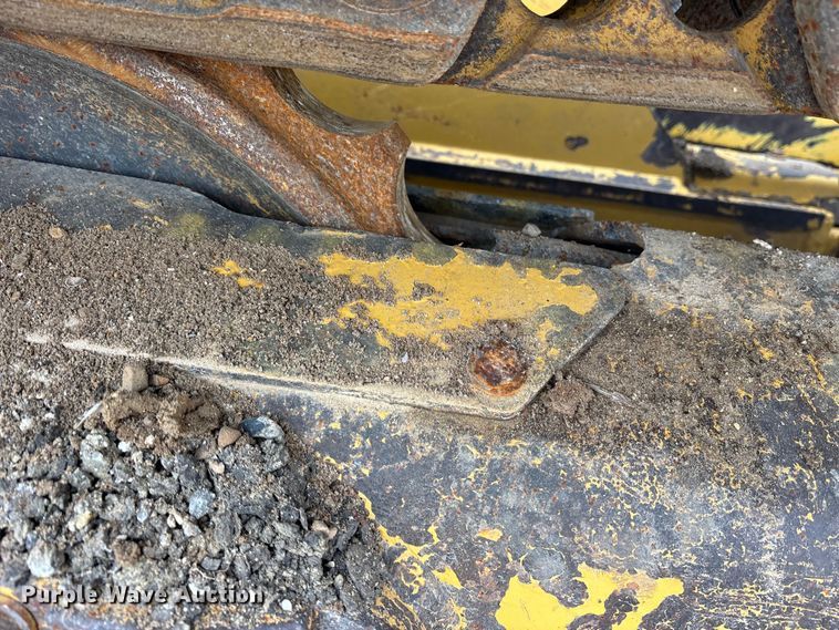 image for item ET7402 2016 Caterpillar D6K2 LGP dozer