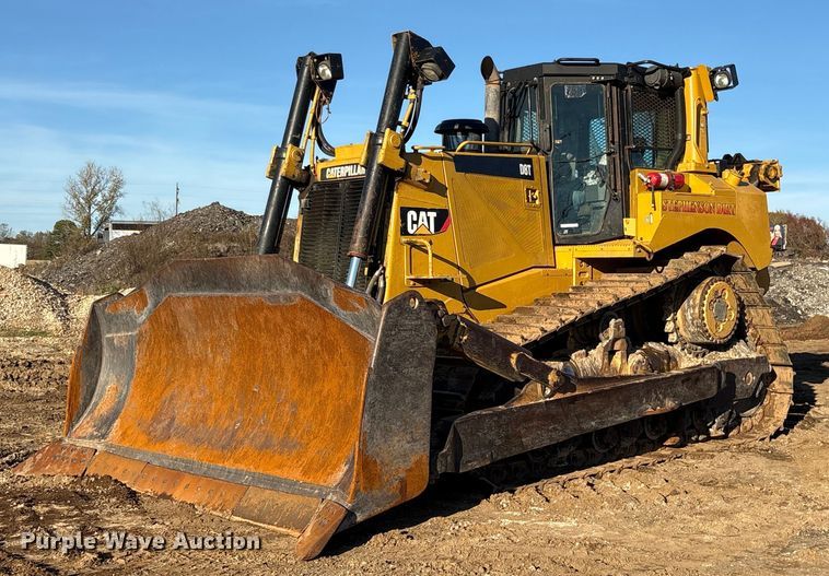 2010 CAT D8T