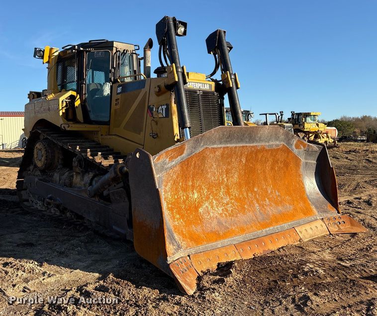 image for item ET7406 2010 Caterpillar D8T dozer