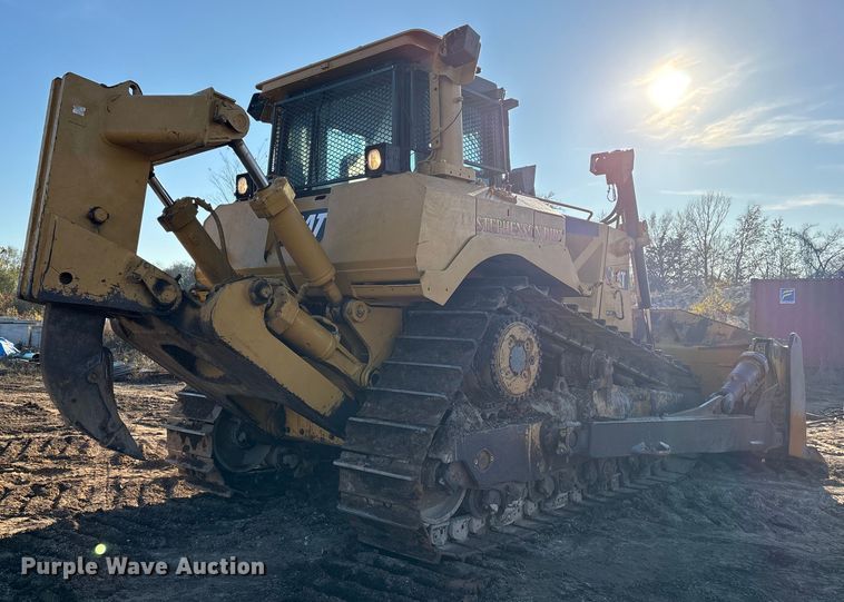image for item ET7406 2010 Caterpillar D8T dozer