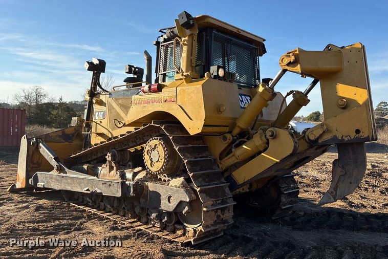 image for item ET7406 2010 Caterpillar D8T dozer