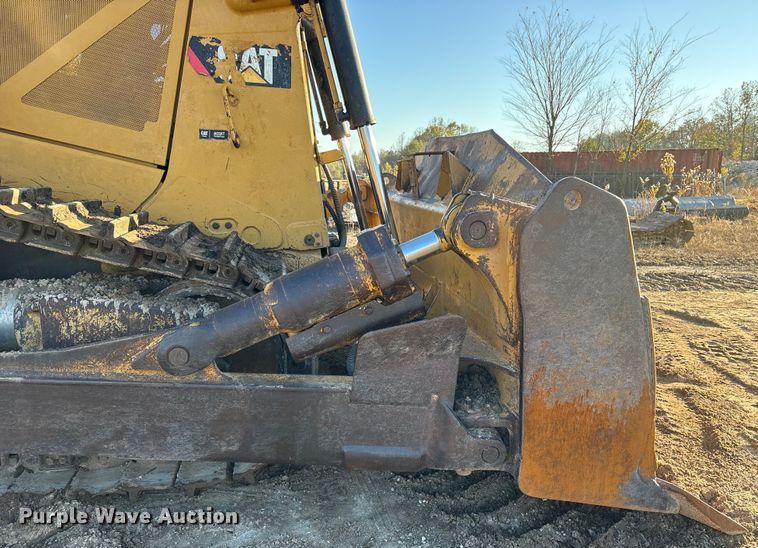 image for item ET7406 2010 Caterpillar D8T dozer