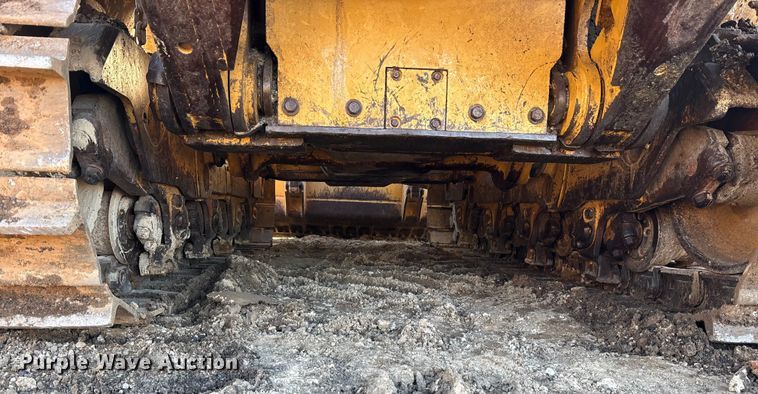 image for item ET7406 2010 Caterpillar D8T dozer