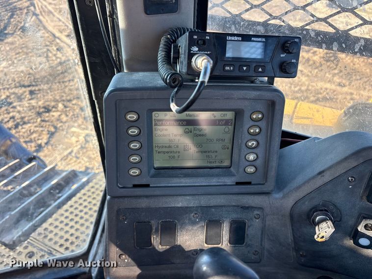 image for item ET7406 2010 Caterpillar D8T dozer