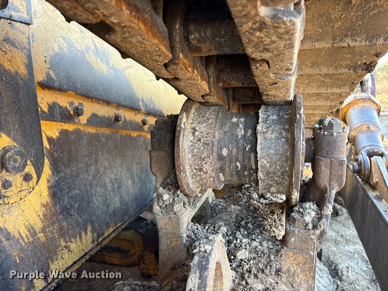 image for item ET7406 2010 Caterpillar D8T dozer