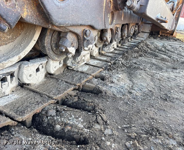 image for item ET7406 2010 Caterpillar D8T dozer