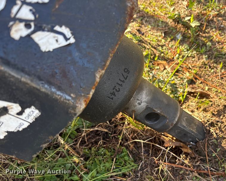 image for item ET7409 2021 Bobcat 30C skid steer auger bucket