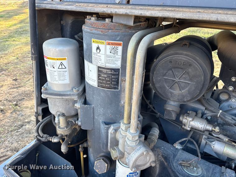 image for item ET7411 2007 Airman PDS185S air compressor