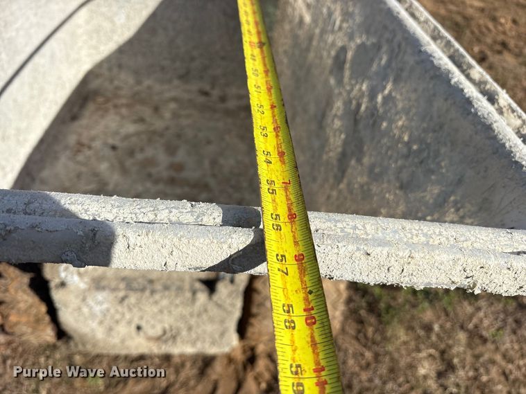 image for item ET7420 2016 Whiteman WBH-16 concrete buggy