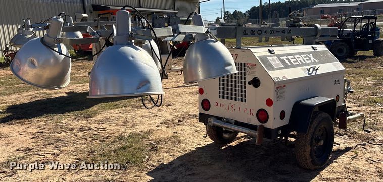 image for item ET7423 2014 Terex RL4 light plant