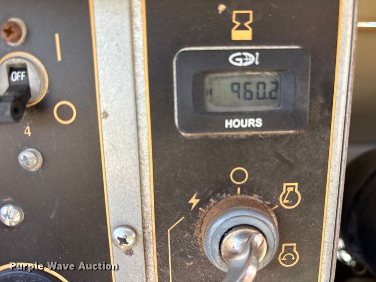 image for item ET7423 2014 Terex RL4 light plant