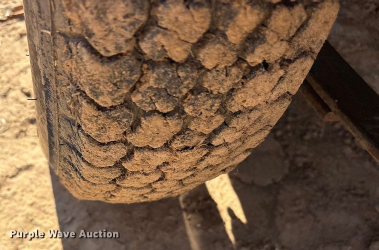 image for item ET7423 2014 Terex RL4 light plant