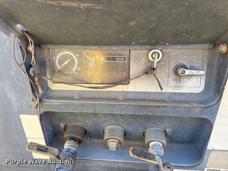 image for item ET7427 (2) Airman PDS185S air compressors