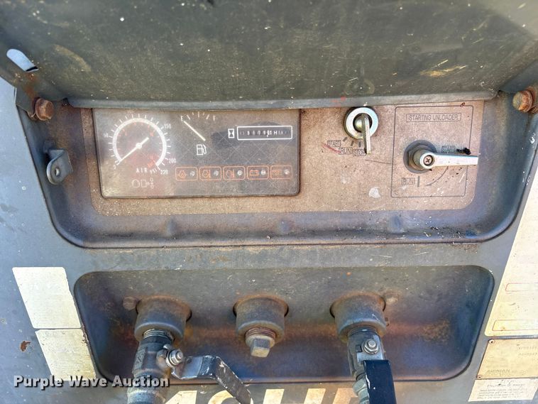 image for item ET7427 (2) Airman PDS185S air compressors