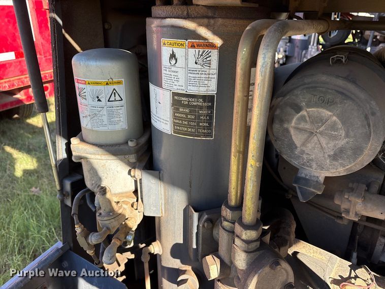 image for item ET7427 (2) Airman PDS185S air compressors