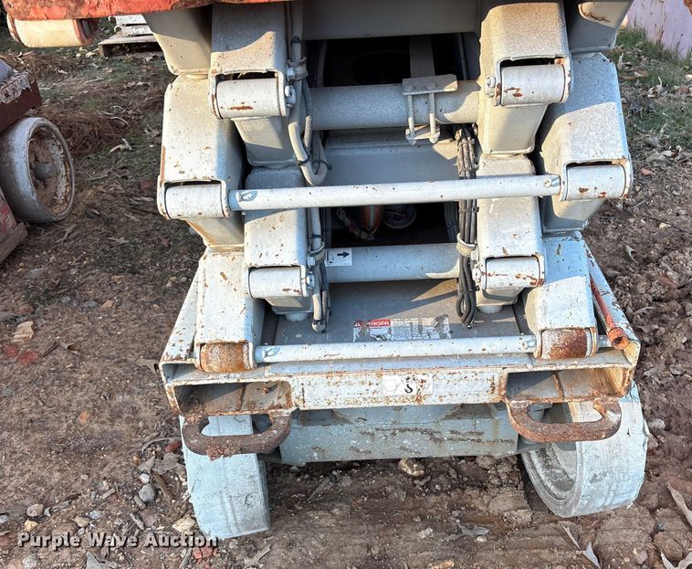 image for item ET7435 (2) Skyjack SJIII 3226 scissor lifts