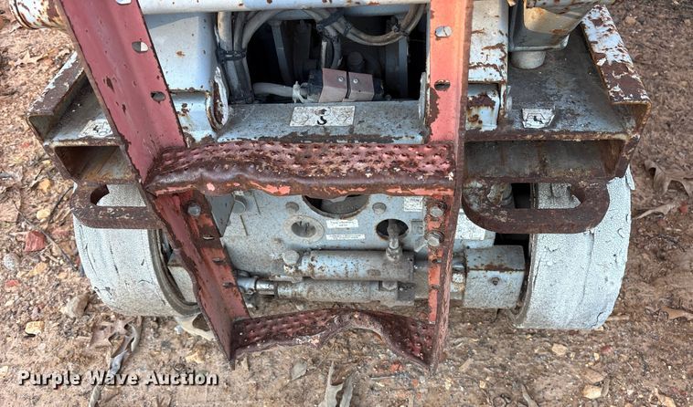 image for item ET7435 (2) Skyjack SJIII 3226 scissor lifts