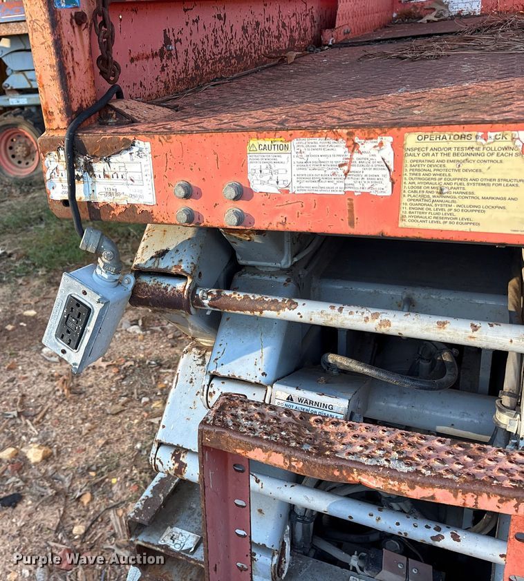 image for item ET7435 (2) Skyjack SJIII 3226 scissor lifts