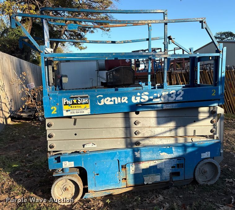 image for item ET7436 Genie GS-2632 scissor lift