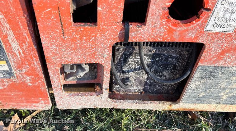 image for item ET7437 2010 Snorkel S3246 scissor lift