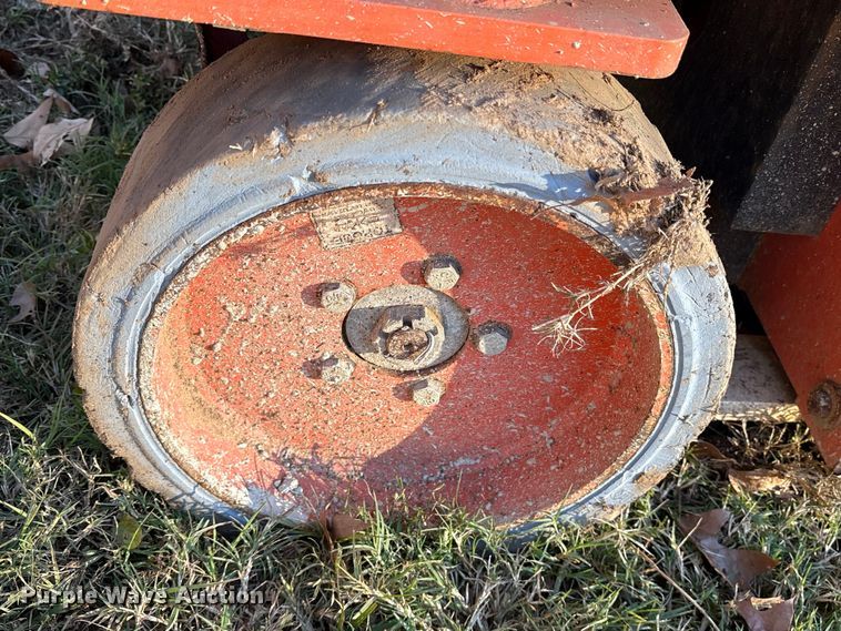 image for item ET7437 2010 Snorkel S3246 scissor lift