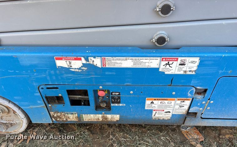 image for item ET7438 (4) Genie GS-2032 scissor lifts