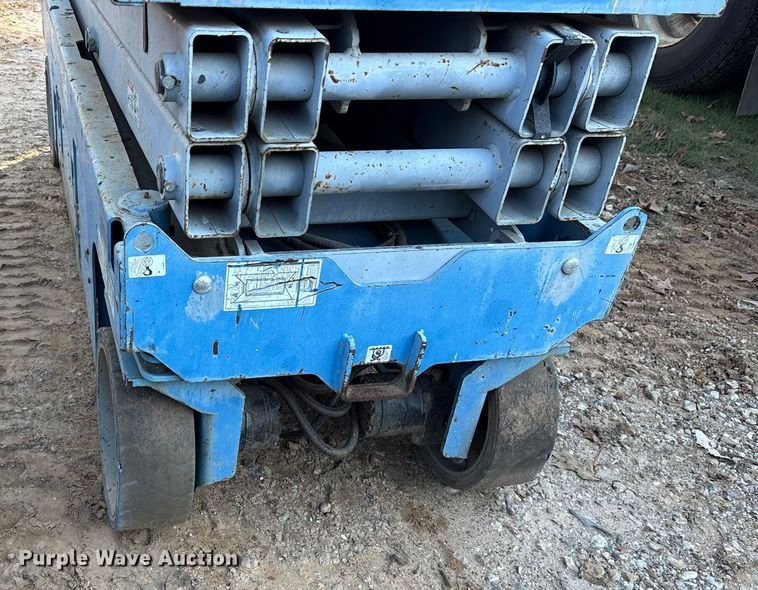 image for item ET7438 (4) Genie GS-2032 scissor lifts
