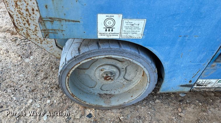 image for item ET7438 (4) Genie GS-2032 scissor lifts