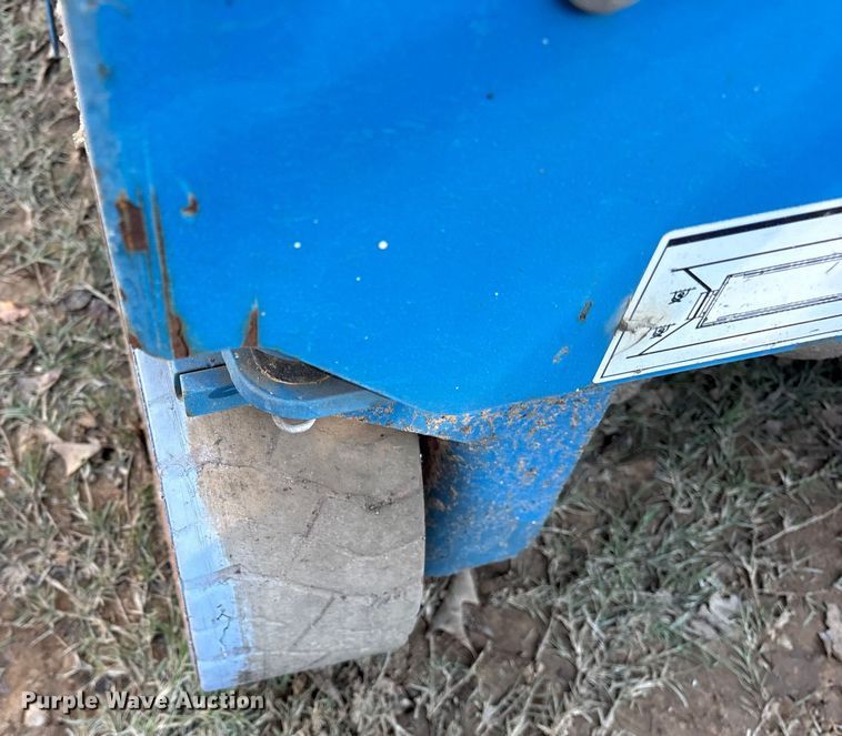 image for item ET7438 (4) Genie GS-2032 scissor lifts