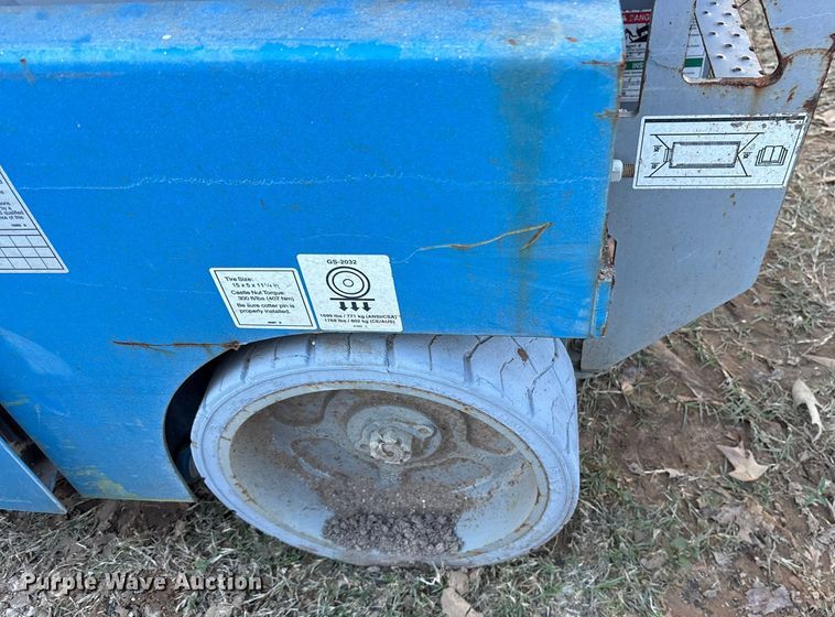 image for item ET7438 (4) Genie GS-2032 scissor lifts