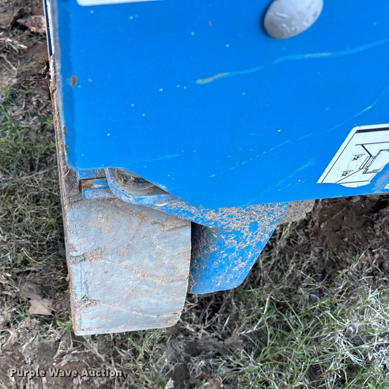 image for item ET7438 (4) Genie GS-2032 scissor lifts