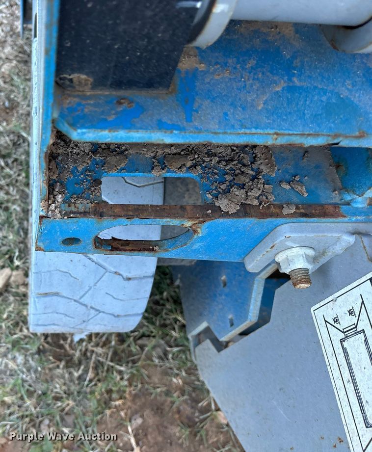 image for item ET7438 (4) Genie GS-2032 scissor lifts