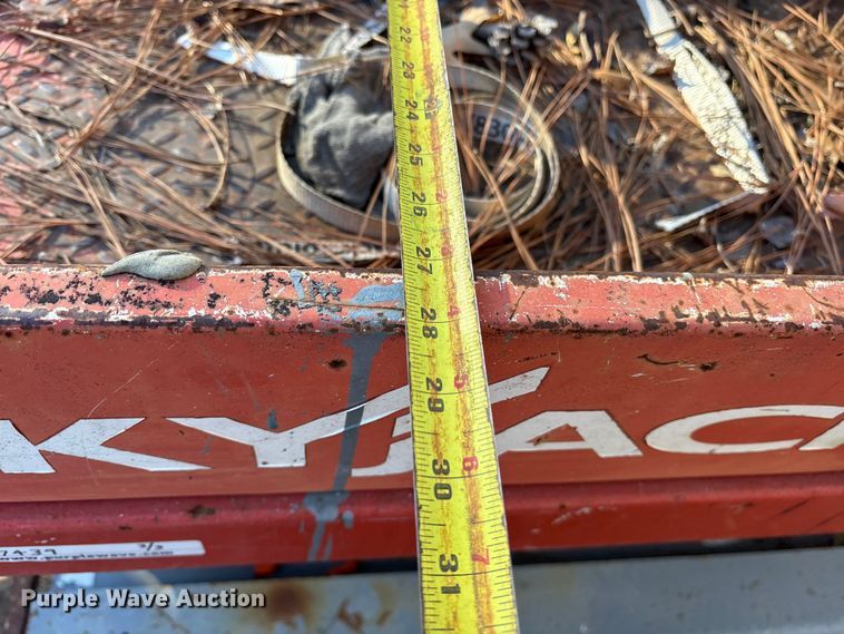 image for item ET7439 (3) Skyjack SJIII 3219 scissor lifts