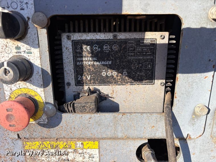 image for item ET7439 (3) Skyjack SJIII 3219 scissor lifts