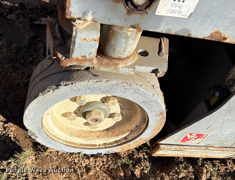 image for item ET7439 (3) Skyjack SJIII 3219 scissor lifts