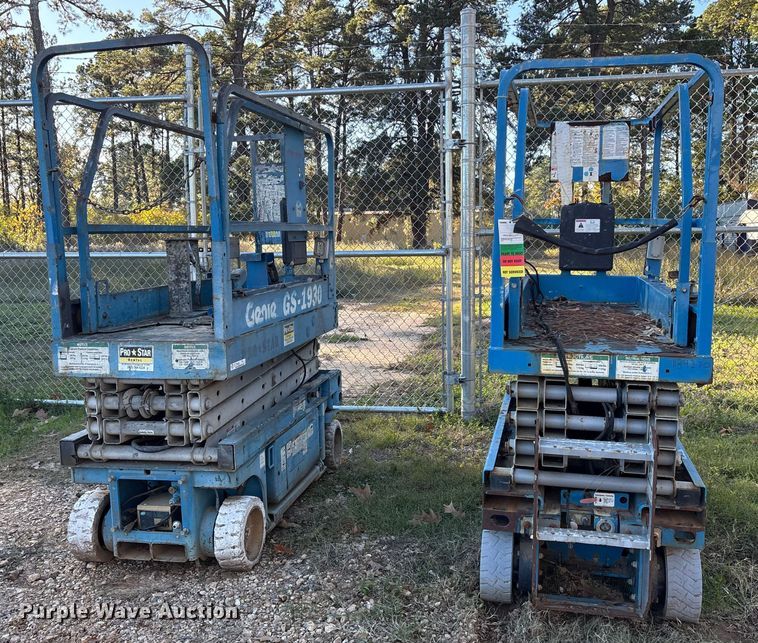 image for item ET7440 (2) Genie GS-1930 scissor lifts