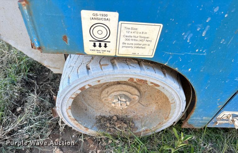 image for item ET7440 (2) Genie GS-1930 scissor lifts