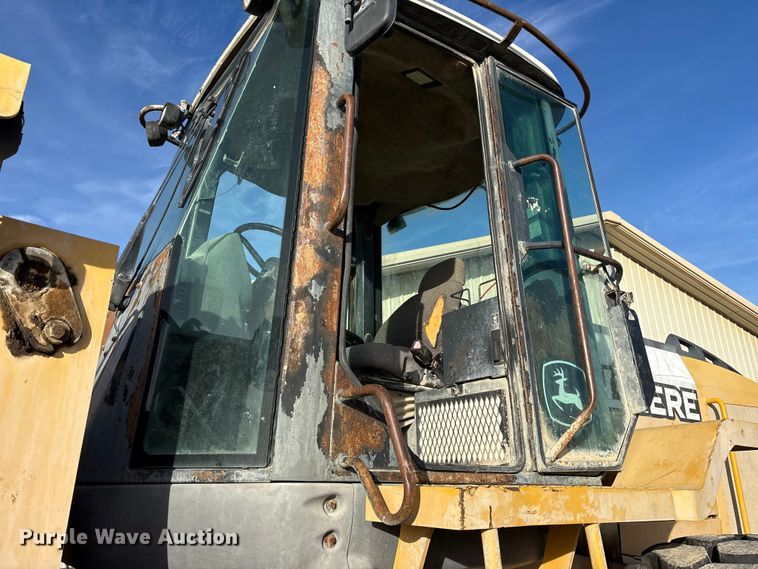 image for item ET7442 2006 John Deere 544J wheel loader