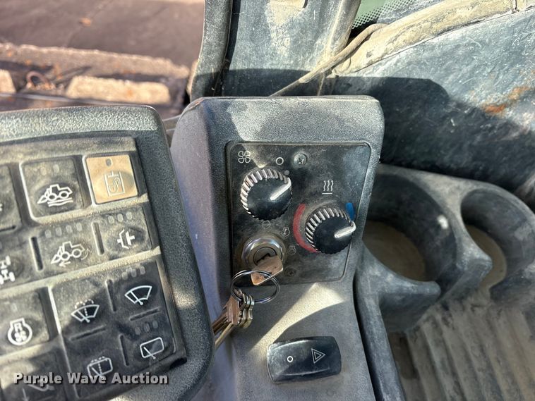 image for item ET7442 2006 John Deere 544J wheel loader