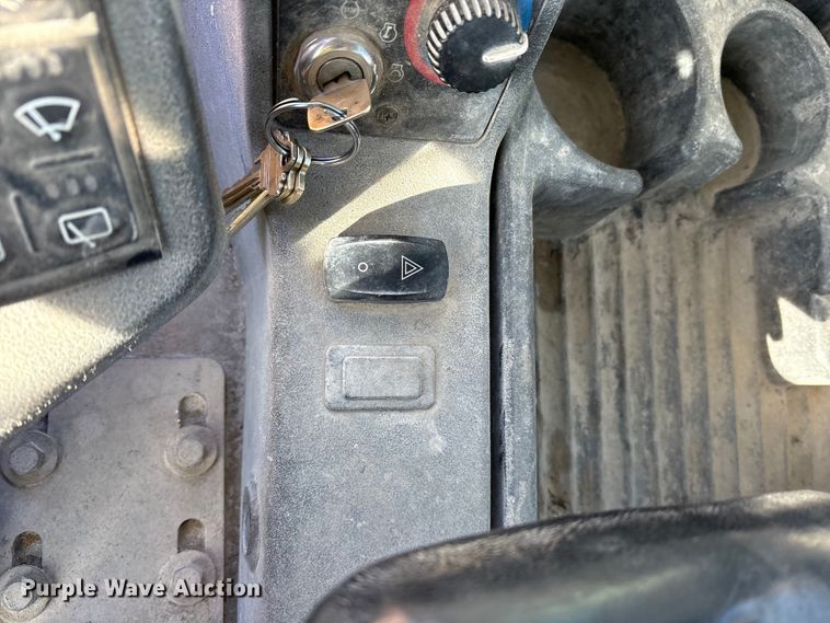 image for item ET7442 2006 John Deere 544J wheel loader