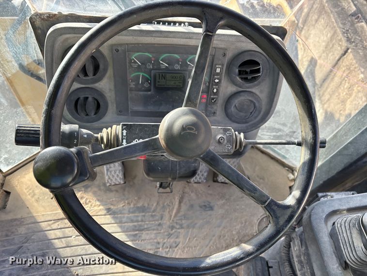 image for item ET7442 2006 John Deere 544J wheel loader